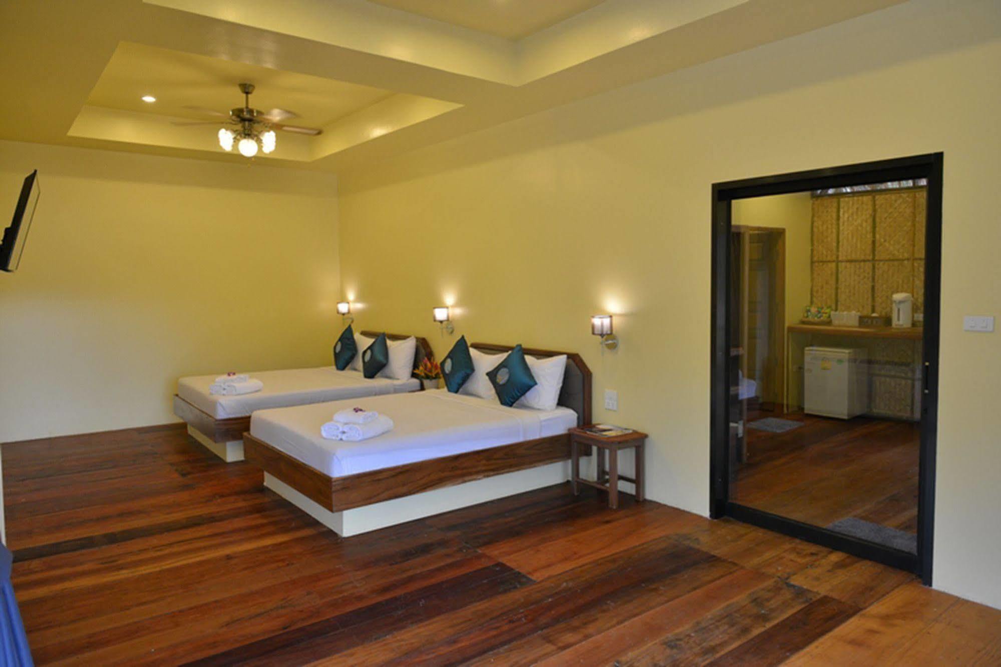 Boutique Raft Resort Ban Huai Maenam Noi Extérieur photo